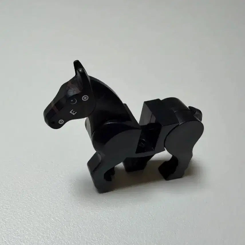 [BUNJANG] LEGO Castle Black Horse Minifigure / 레고 캐슬 흑마 검정색 신형 말 팝니다