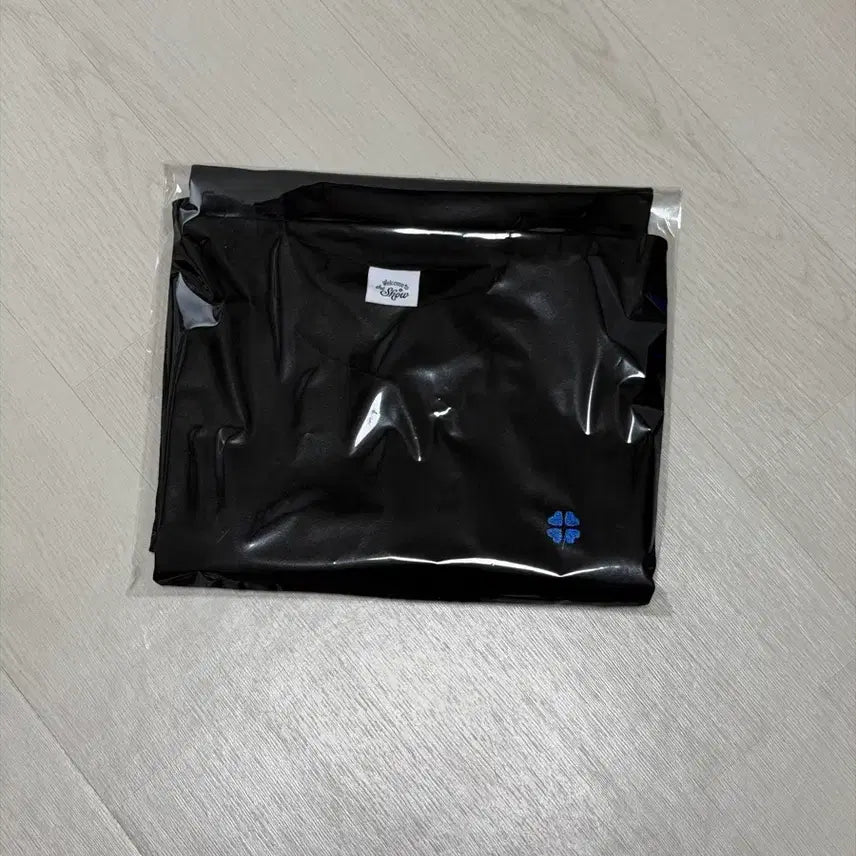 [BUNJANG] Day6 Well-Concert T-Shirt / 데이식스 웰쇼 티셔츠 옷