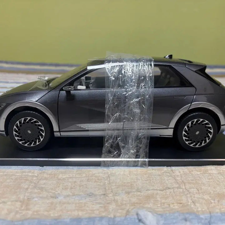 [BUNJANG] Hyundai Ioniq 5 1:18 Diecast Model / 현대 아이오닉 5 1:18 다이캐스트 판매합니다.
