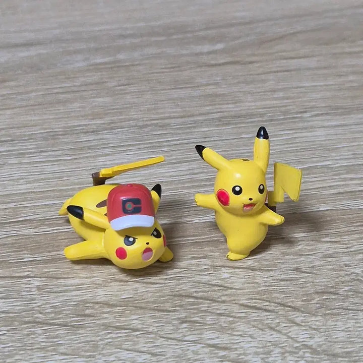 [BUNJANG] Pokemon Classic Strap Gacha Pikachu Set / 포켓몬 피규어 고전 스트랩 가챠 피카츄 세트