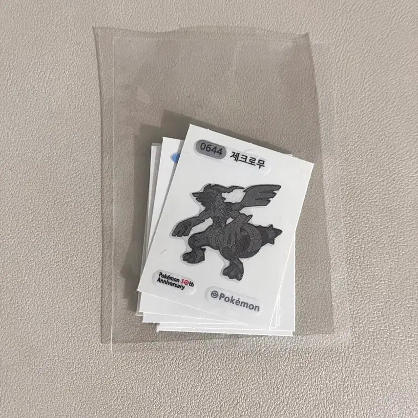 [BUNJANG] Pokemon 30th Anniversary Sticker Bundle (Charizard, Gigantamax Pikachu, Zekrom) / 포켓몬 아트웍 30주년 띠부씰 리자몽/거다이맥스 피카츄/제크로무 일괄