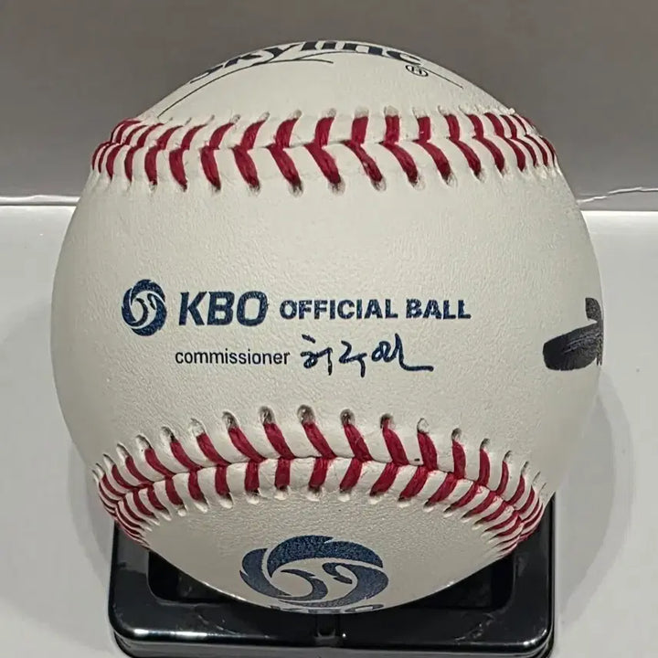 [BUNJANG] Kim Taek-yeon Signed KBO Official Baseball / 김택연 KBO 공인구 싸인볼