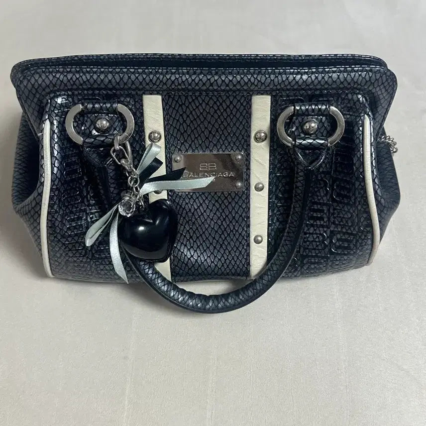 [SOLD OUT] 발렌시아가 미니 볼링백