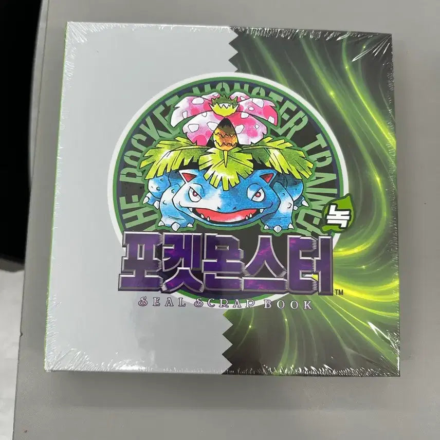 [BUNJANG] Pokemon Bulbasaur Sticker Book New Product / 포켓몬 이상해꽃 띠부씰북 새제품