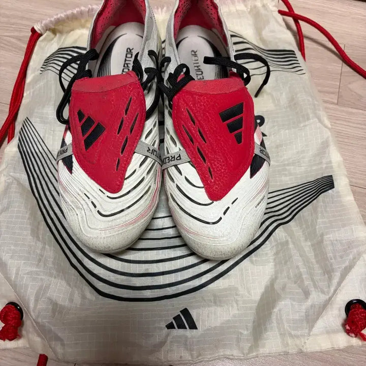 [BUNJANG] Adidas Predator 240 / 아디다스 프레데터 240
