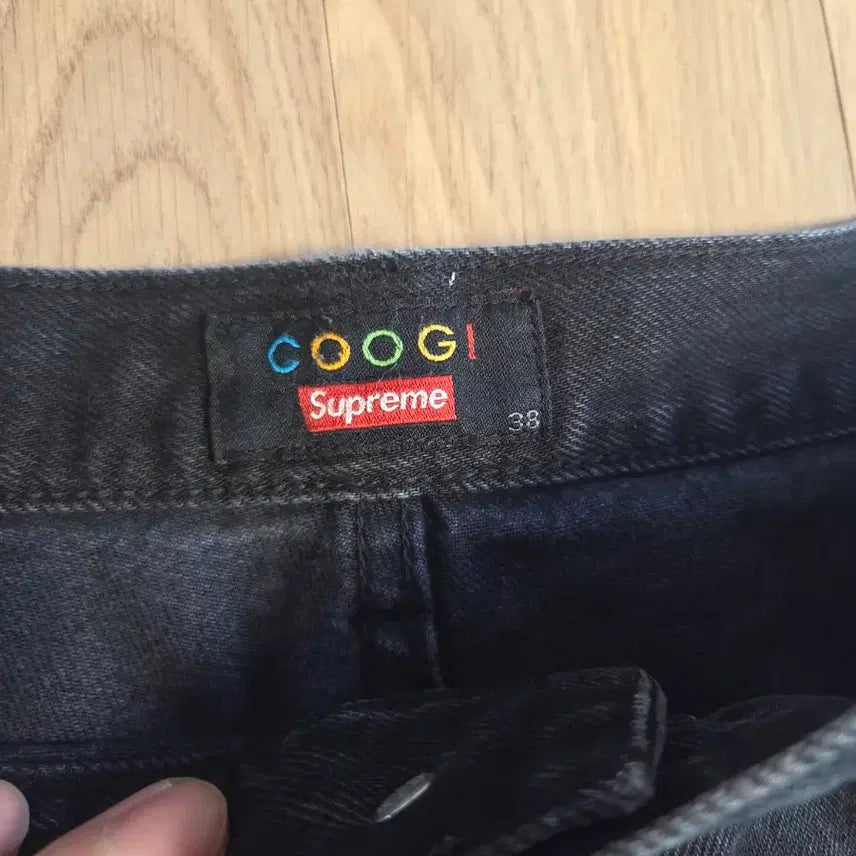 [BUNJANG] Supreme x Kuji Baggy Jeans Black 38 / 슈프림 쿠지 배기진 블랙 38