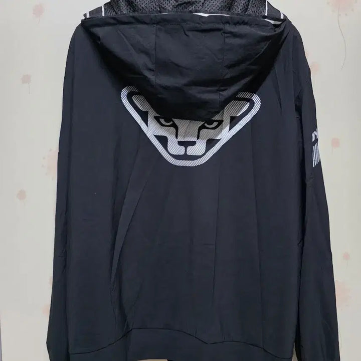 [BUNJANG] Dynafit Black Hooded Windbreaker Jacket / 다이나핏 블랙 후드 바람막이 자켓