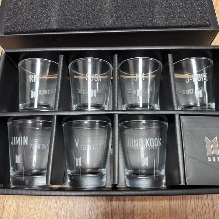 [BUNJANG] BTS Glass Set (Soju Cups) / 방탄소년단 (BTS) GLASS SET(소주잔) 세트