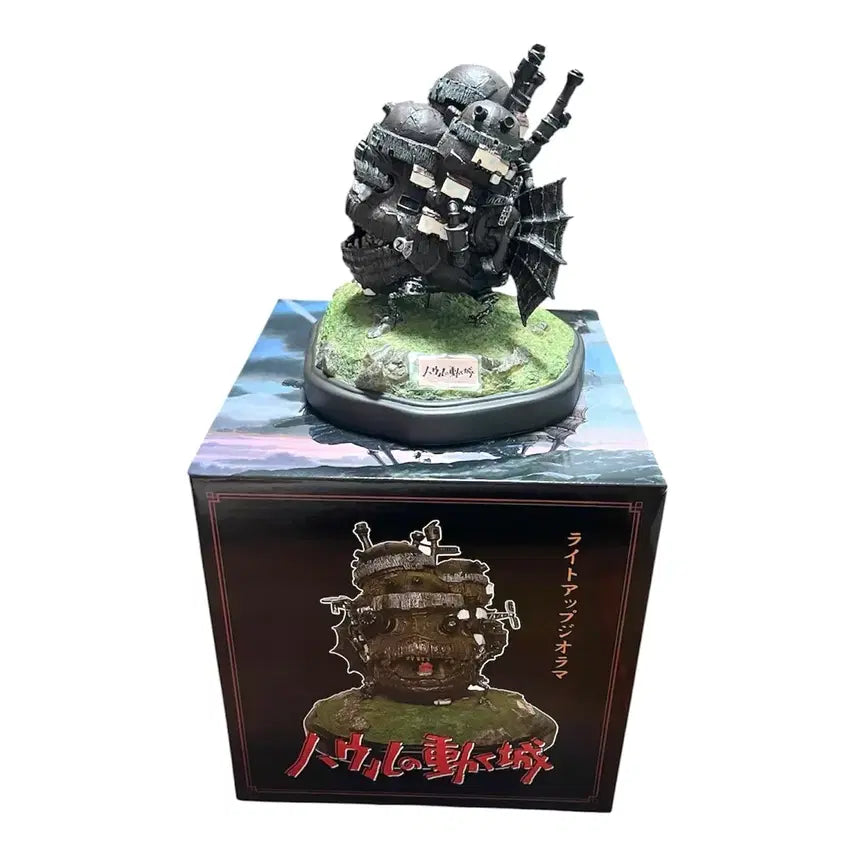[SOLD OUT] 지브리 하울의 움직이는 성 라이트업 디오라마 피규어