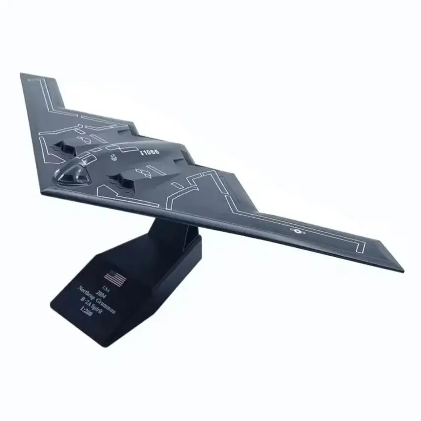 [BUNJANG] B-2 Spirit Bomber Model (Diecast) / (금속) B-2 스피릿 폭격기 모형(피규어) 팝니다.