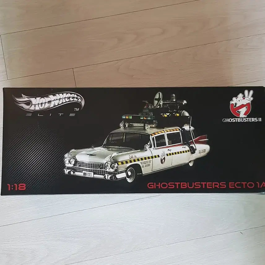 [BUNJANG] Hot Wheels Ecto-1 Elite Ghostbusters 1/18 Die-cast Model Car / 핫 힐즈 엑토-1 엘리트 고스트버스터즈 다이캐스트 1/18