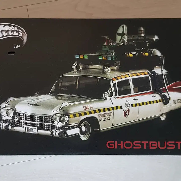 [BUNJANG] Hot Wheels Ecto-1 Elite Ghostbusters 1/18 Die-cast Model Car / 핫 힐즈 엑토-1 엘리트 고스트버스터즈 다이캐스트 1/18