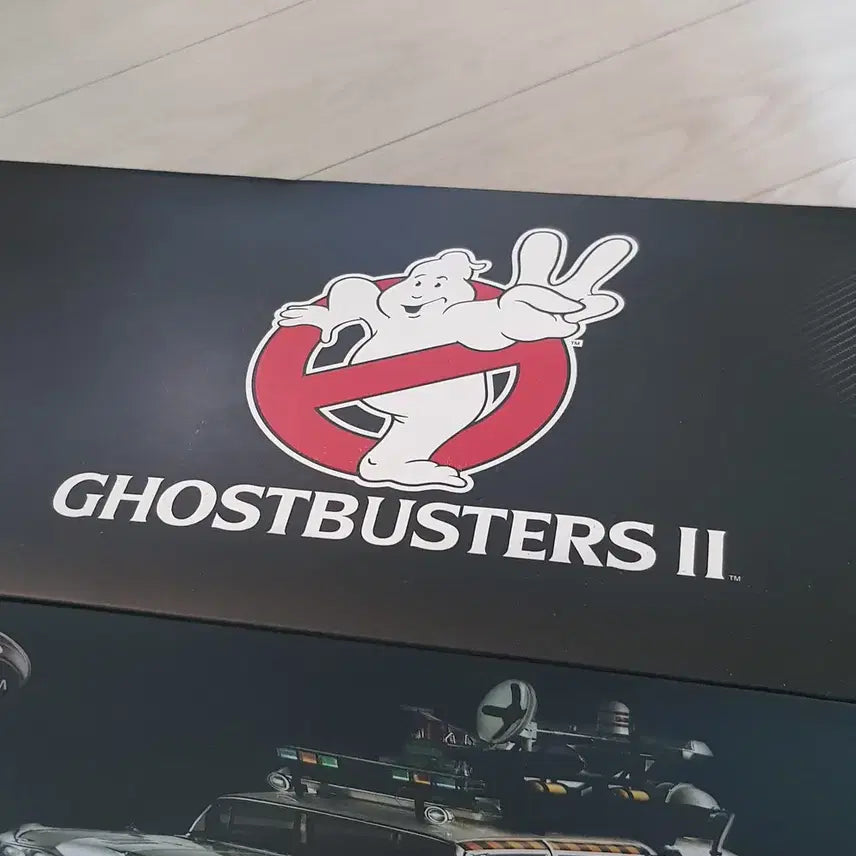 [BUNJANG] Hot Wheels Ecto-1 Elite Ghostbusters 1/18 Die-cast Model Car / 핫 힐즈 엑토-1 엘리트 고스트버스터즈 다이캐스트 1/18