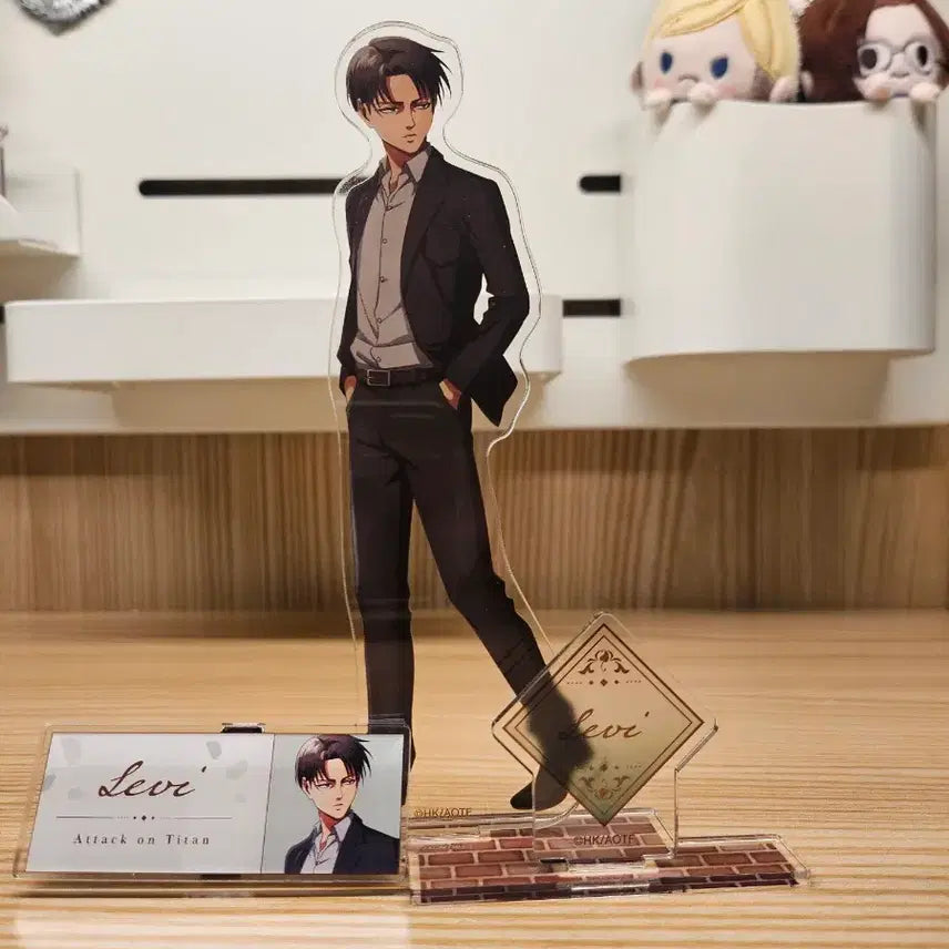 [BUNJANG] Levi Ackerman Acrylic Stand Bundle Set / 오늘만할인)리바이 아크릴 스탠드 일괄 판매합니다  진격거리바이