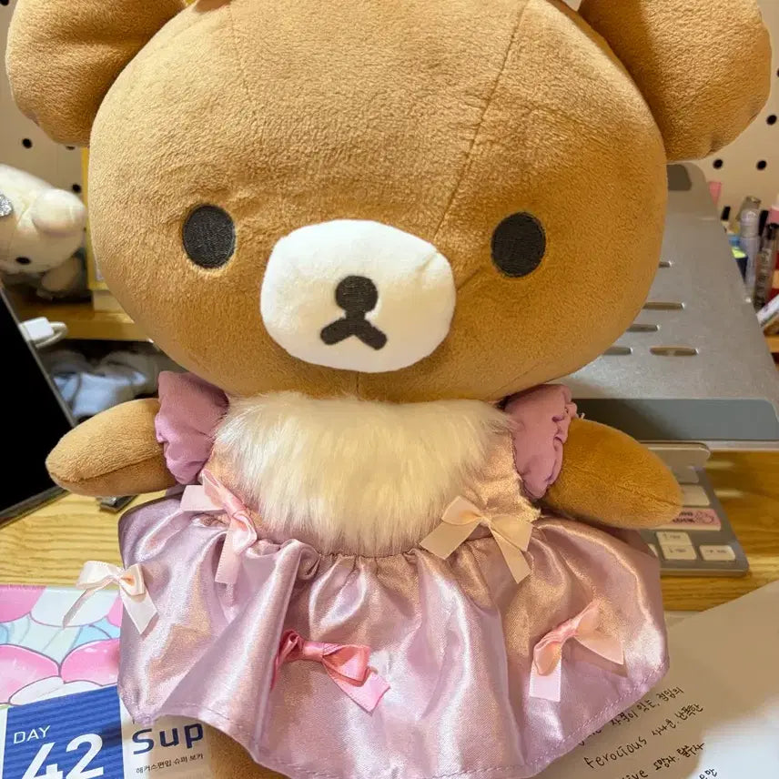 [BUNJANG] San-X Rilakkuma Makeup Nuigurumi Plush M Chairoikoguma / 산엑스 메이크업 리락쿠마 리본 누이구루미 인형 M 차이로이코구마