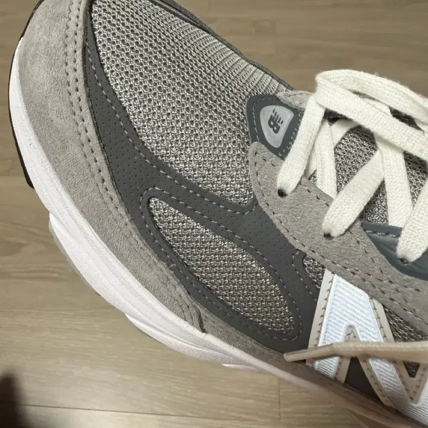 [BUNJANG] New Balance 990v6 Grey Running Shoes / 뉴발란스 990v6 275m(시착 1회)