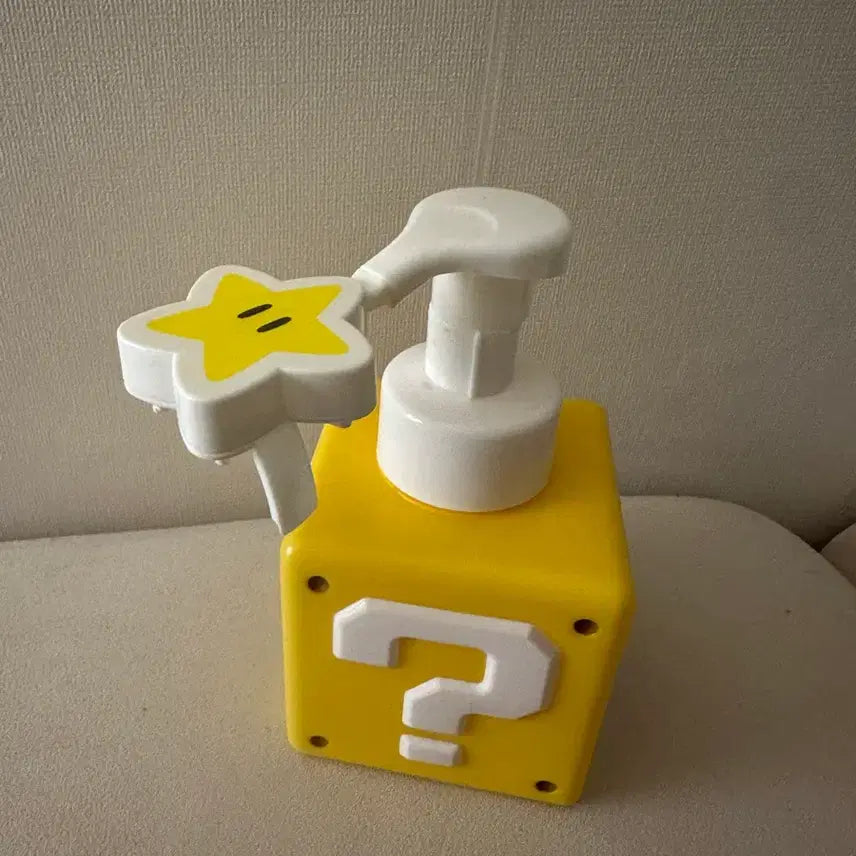 [BUNJANG] Nintendo Super Mario Star Shape Bubble Hand Wash Dispenser / 닌텐도 슈퍼마리오 핸드워시 디스펜서