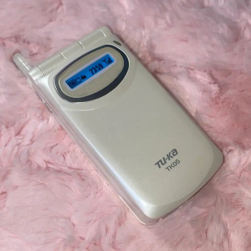 [BUNJANG] Vintage Japanese Model Phone Docomo Galapago Kitty Phone Charm Strap Diary / 고전 일본 모형폰 목업폰 도코모 갸루폰 키티폰 키링 스트랩 다이어리