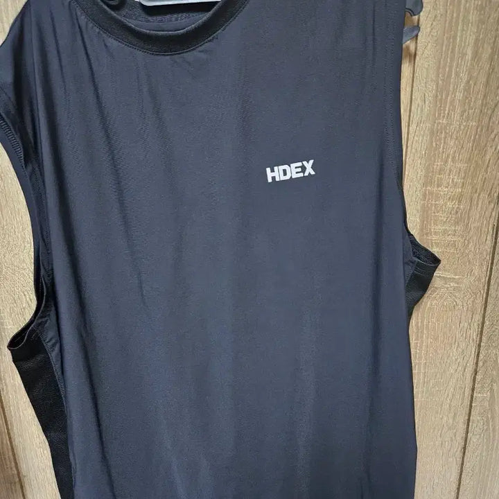 [BUNJANG] HDEX Sleeveless Top - Black, Size L / hdex 나시 L 팝니다