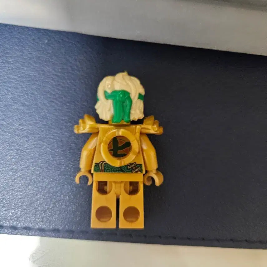 [BUNJANG] LEGO Ninjago 10th Anniversary Gold Lloyd Figure / 레고 닌자고 10주년 골드 로이드