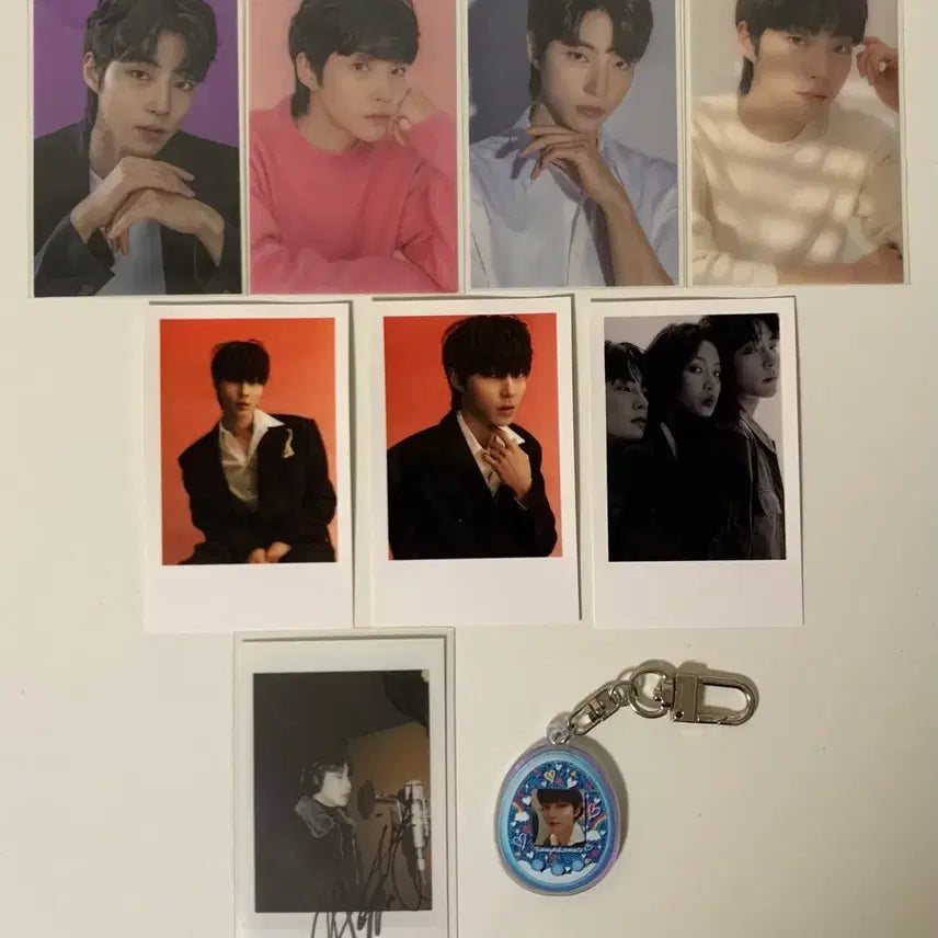 [BUNJANG] Hwang In Youp Photocard, Polaroid, Keychain Bundle Set / 황인엽 포카 폴라 비공굿 키링