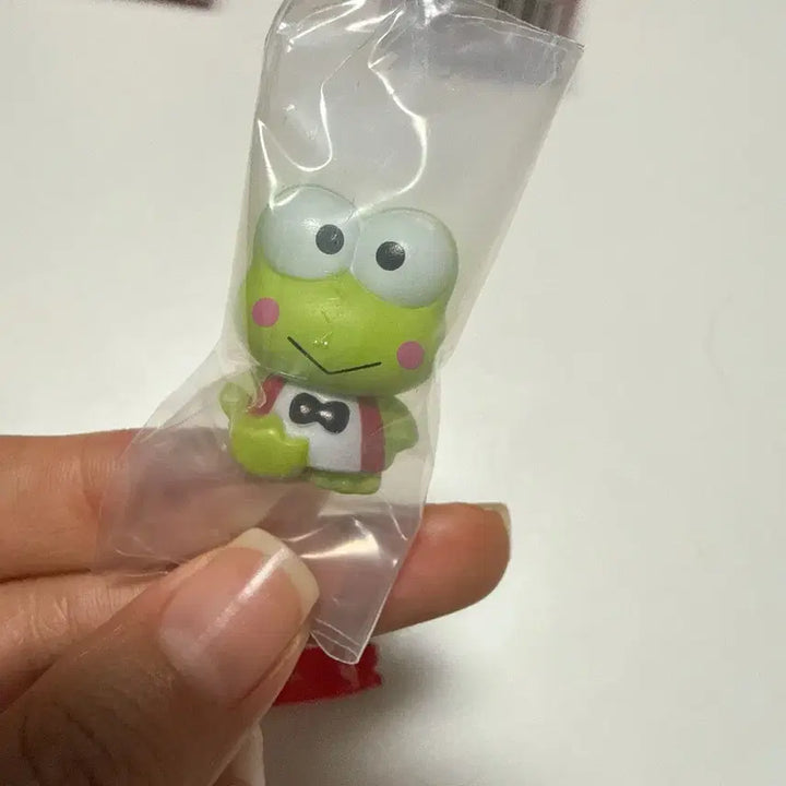 [BUNJANG] Sanrio Characters Gacha Keropi Toy / 산리오 캐릭터즈 가챠 + 케로피