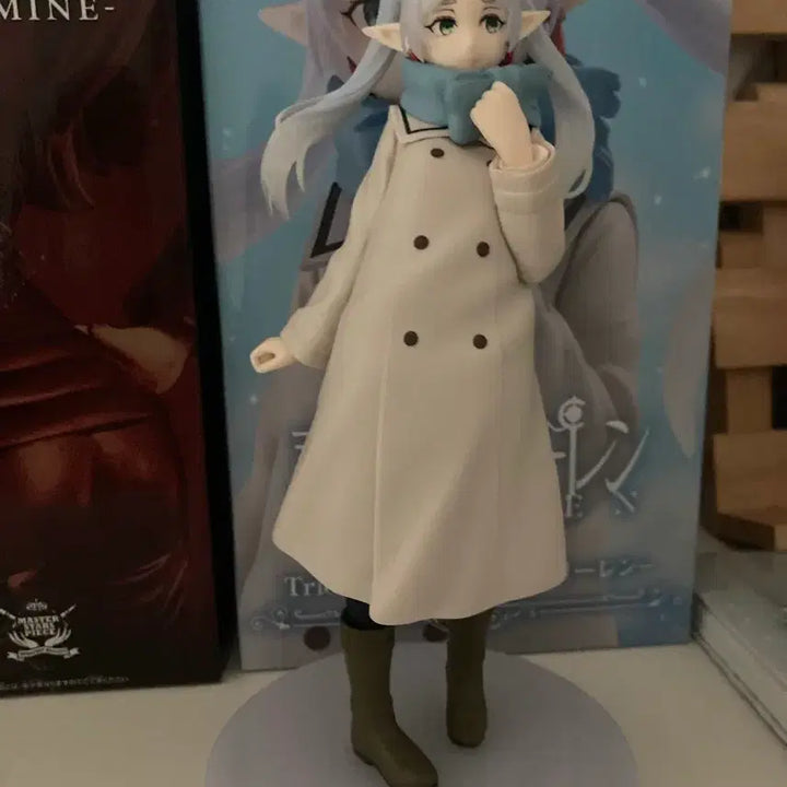 [BUNJANG] Frieren Frieren Winter Uniform Figure / 장송프리렌 프리렌 동복피규어 파격할인