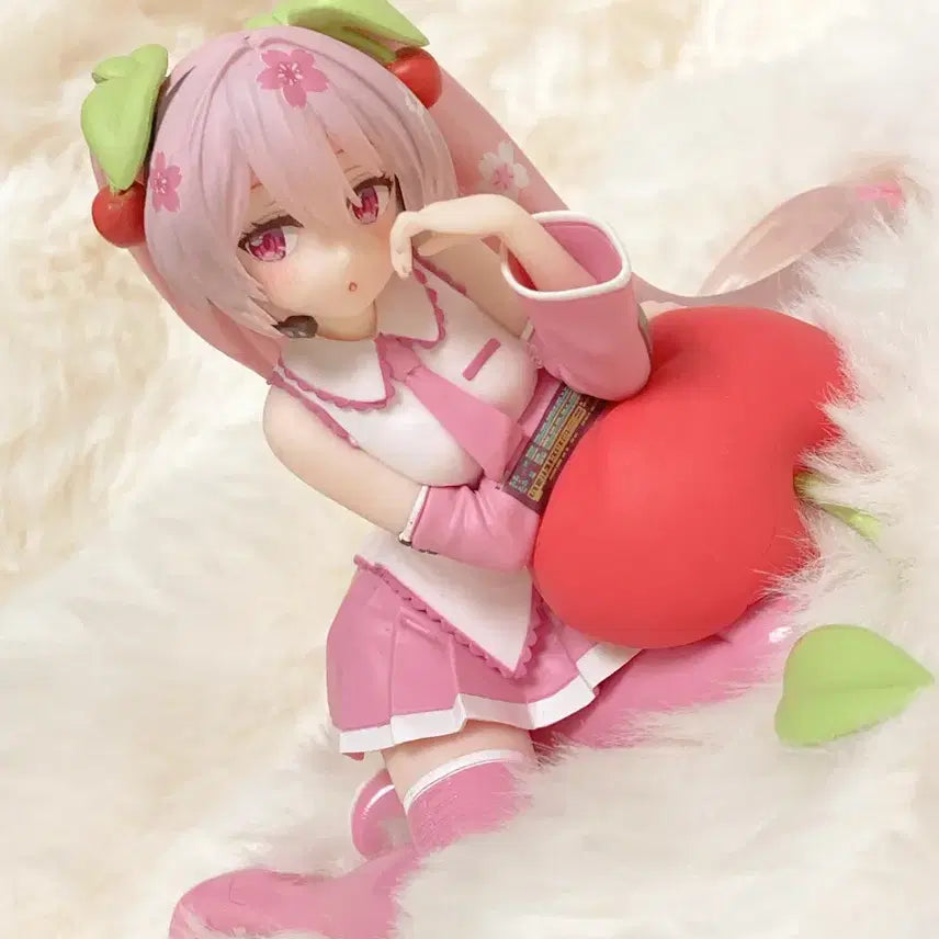 [BUNJANG] Hatsune Miku Cherry Sakura 2025 Desktop Figure / 하츠네 미쿠 체리 사쿠라 2025 데스크탑 피규어 판매합니다!