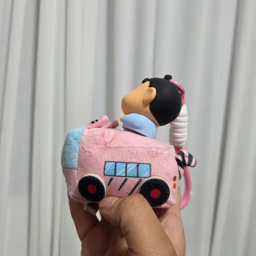 [BUNJANG] Vintage Crayon Shin-chan Bus Keyring Character Goods / 빈티지 토이 인형 고전 만화 피규어 캐릭터 굿즈 짱구는 못말려 버스 키링