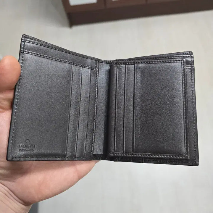 [BUNJANG] Gucci GG Logo Bifold Wallet Brown / 구찌 GG 로고 반지갑 브라운