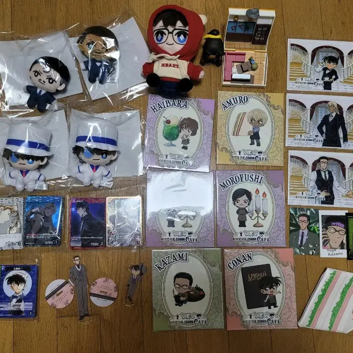 [BUNJANG] Detective Conan Bundle Set Stationery, Plush Toys, Acrylics, Gacha, Color Cards / [일괄] 코난 집사 쿠지/누이/아크릴/누이/가챠/색지 등