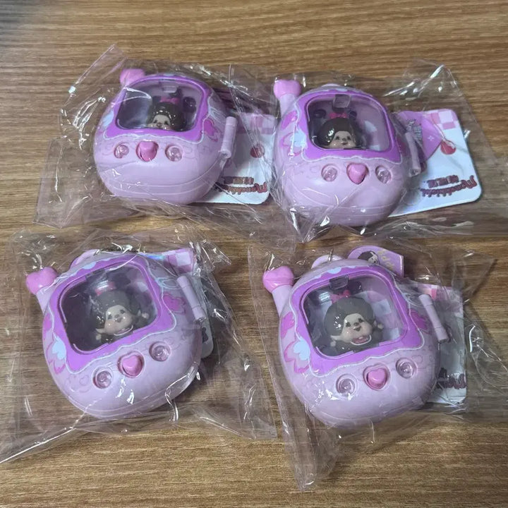 [BUNJANG] Tamagotchi Monchhichi Keychain Pink (Sealed) / (미개봉 새상품) 몬치치 다마고치 키링 핑크