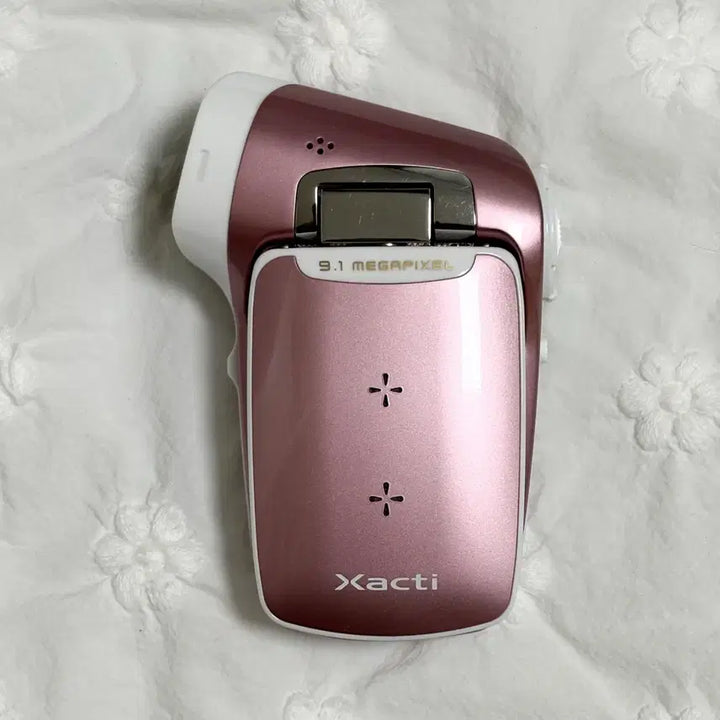 [BUNJANG] Sanyo Xacti CG9 Pink Digital Camera / SANYO xacti cg9 산요 작티 cg9