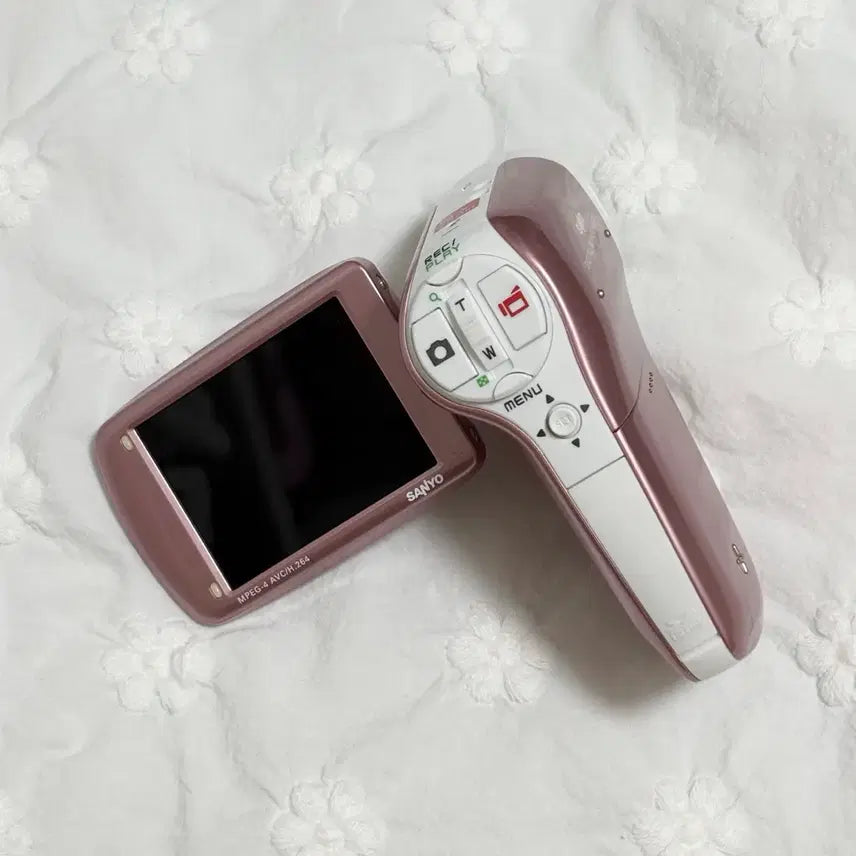 [BUNJANG] Sanyo Xacti CG9 Pink Digital Camera / SANYO xacti cg9 산요 작티 cg9
