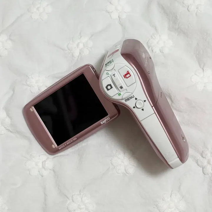 [BUNJANG] Sanyo Xacti CG9 Pink Digital Camera / SANYO xacti cg9 산요 작티 cg9