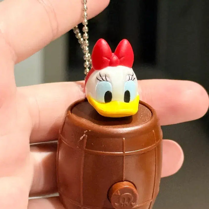 [BUNJANG] Disney Daisy Duck Tumbler Keychain / 디즈니 데이지덕 통돌이 키링