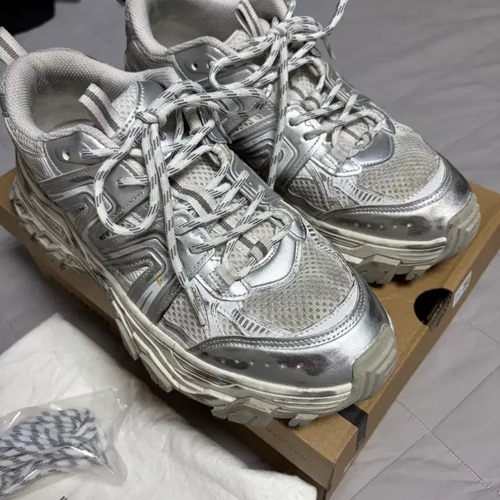 [BUNJANG] Juun.J Synthetic Trainer Dirty Washing Sneakers Grey / 준지 신세틱 트레이너 더티워싱 스니커즈 그레이 40