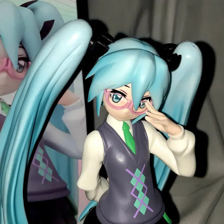 [BUNJANG] Shinkalion Shinkansen Miku Casual Wear Ver. Figure / 신카리온 신칸센 미쿠 피규어 사복ver