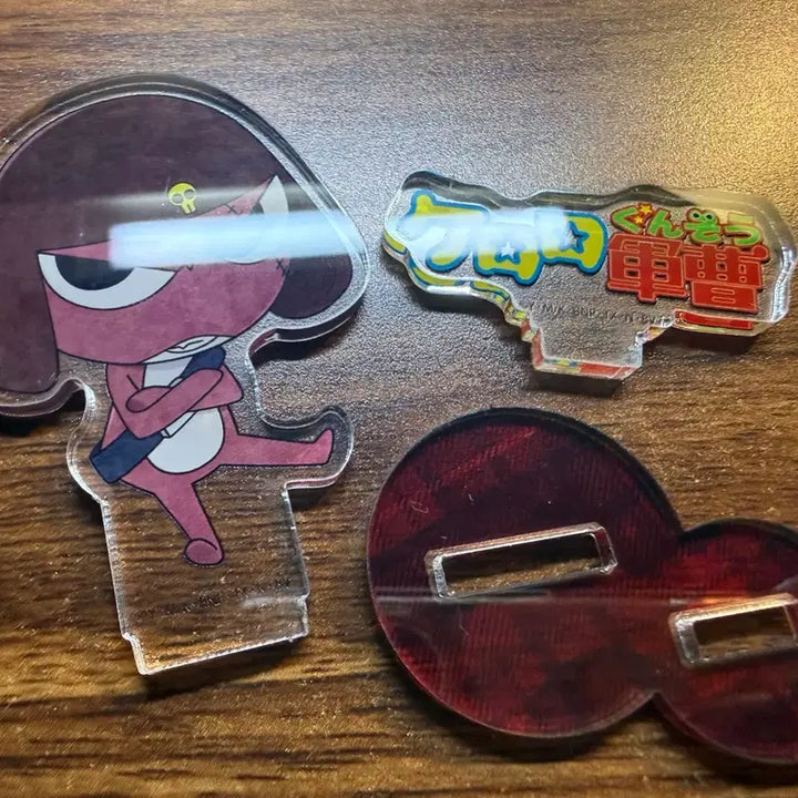 [BUNJANG] Keroro Gunsou Giroro Acrylic Stand / 기로로 아크릴스탠드 판매