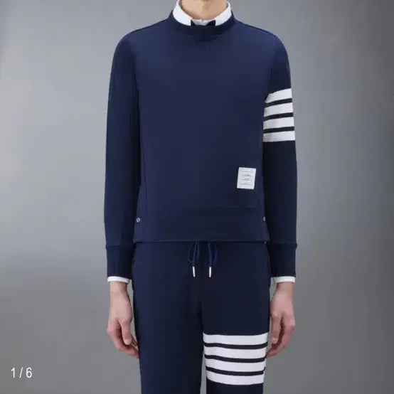 [BUNJANG] Thom Browne 26SS 4-Bar Classic Loopback Sweatshirt Navy / 톰브라운 26SS 4선완장 맨투맨 네이비 클래식 루프백 4-바 스웨트셔츠