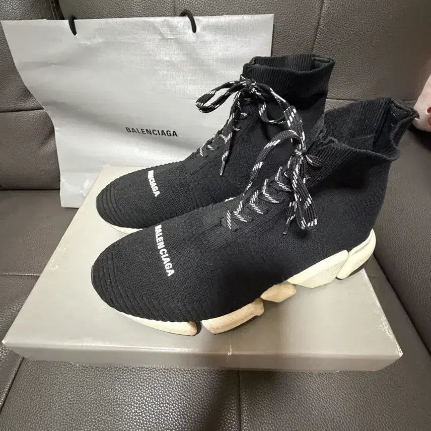 [BUNJANG] Balenciaga Black Speedrunner Sneakers Size 43 / 발렌시아가 블랙 스피드러너 43