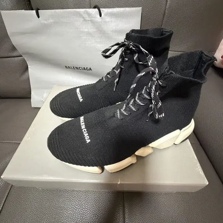 [BUNJANG] Balenciaga Black Speedrunner Sneakers Size 43 / 발렌시아가 블랙 스피드러너 43