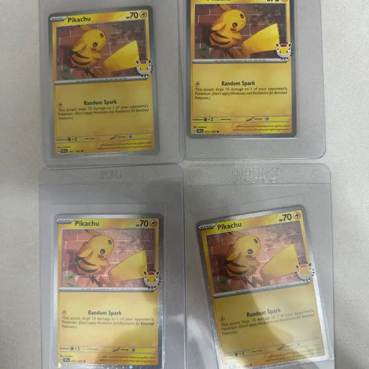 [BUNJANG] Pokemon 20th Anniversary Promotional Cards (North American Version) - 4 Pikachu Cards / 포켓몬 20주년 프로모 카드 4장 북미판