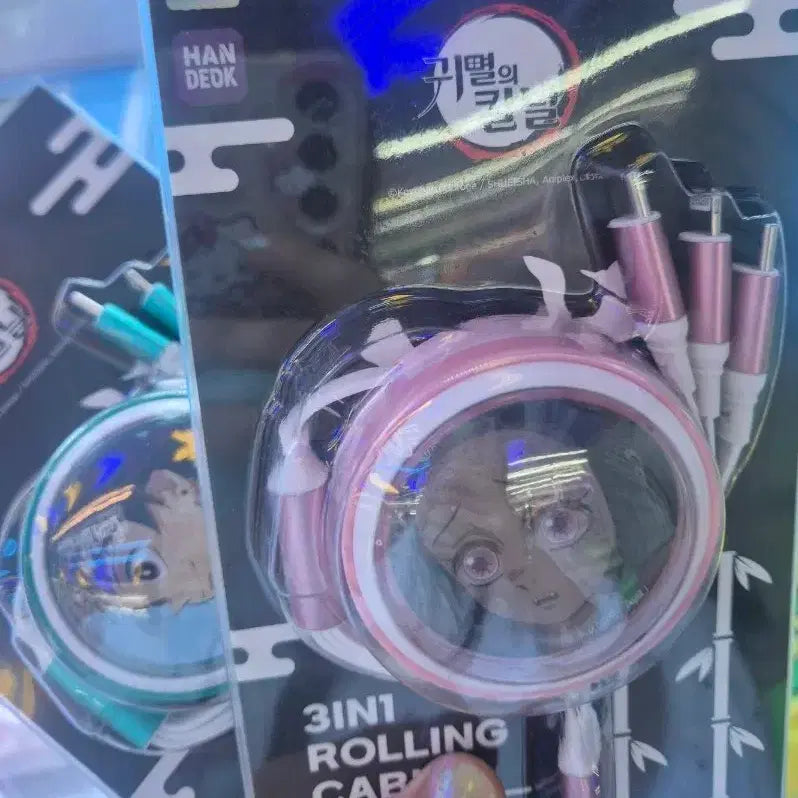 [BUNJANG] Demon Slayer: Kimetsu no Yaiba Nezuko &amp; Tanjiro 3-in-1 Type-C Rolling Cable / 네즈코 탄지로 귀멸의 칼날 롤링 케이블 C타입 아이폰