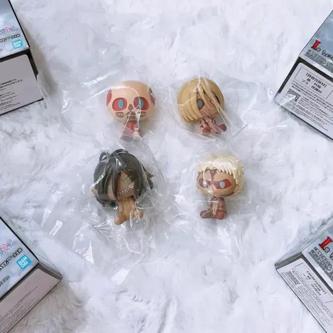 [BUNJANG] Attack on Titan Ichiban Kuji Figure Set (Chokonokko) - 4 Types / 진격의거인 제일복권 쿠지 i상 거인초코노코 초대형거인 여성형거인 갑옷거인