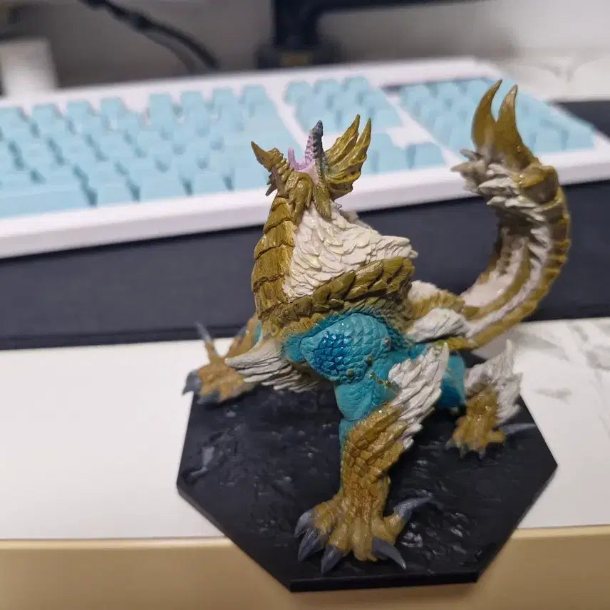 [BUNJANG] Zinogre Figure / 진오우거 피규어