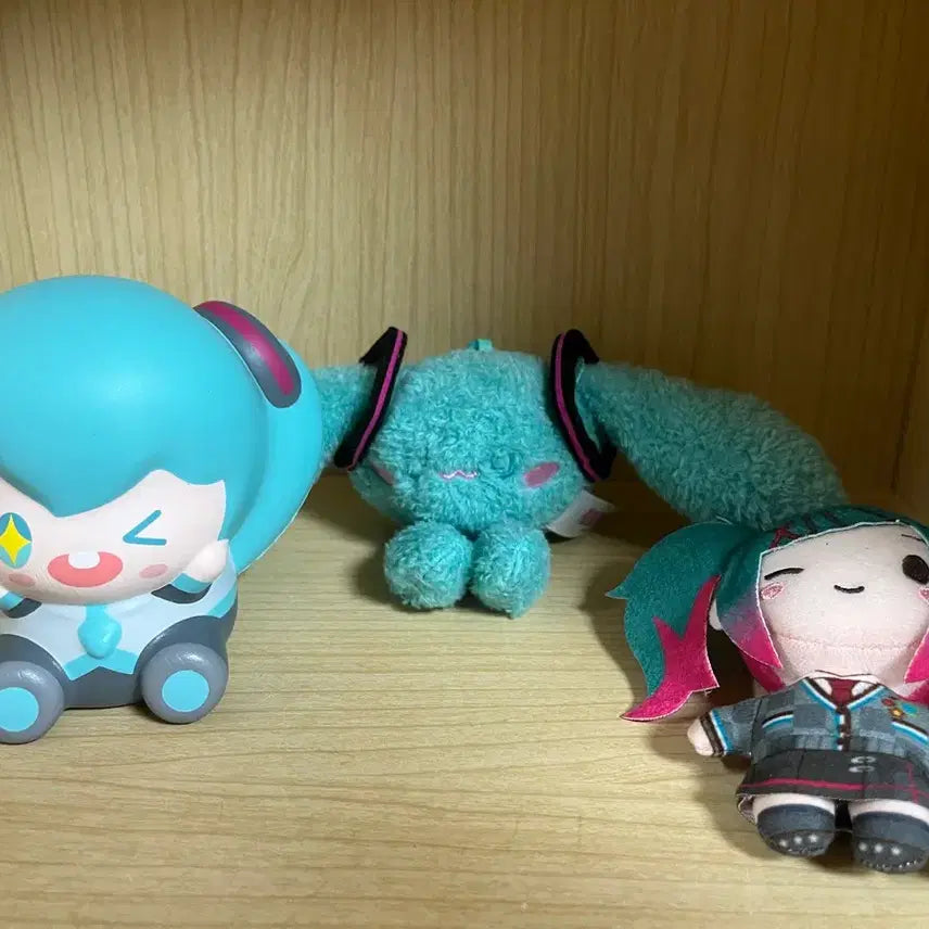 [BUNJANG] Hatsune Miku Plush / 오늘만 배송비 무료) 하츠네 미쿠 굿즈 누이 등 판매합니다