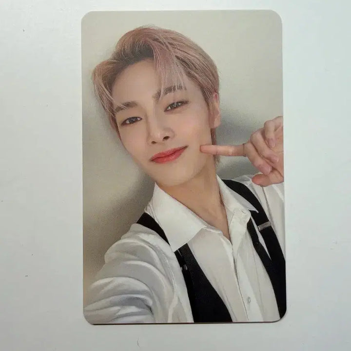 [BUNJANG] Stray Kids I.N Nesipic 17th Edition Matte Double-Sided Photocard / 스트레이키즈 네시픽 17차 무광 양면 아이엔