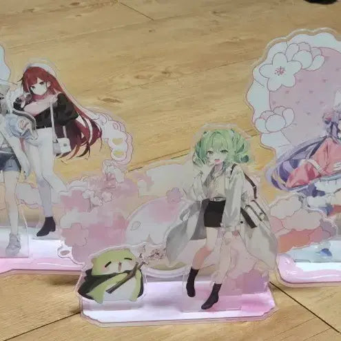 [BUNJANG] Stellive Spring Date Acrylic Stand Set / 스텔라이브 봄빛데이트 아크릴 스텐드 세트로 팝니다