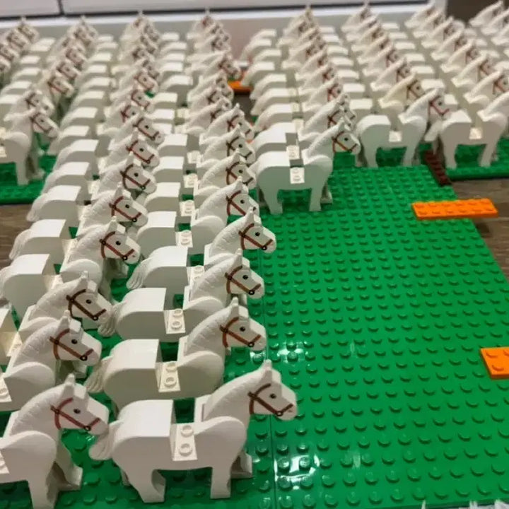 [BUNJANG] LEGO Castle Old White Horse Minifigure Parts (83 pcs Bundle) / 레고 캐슬 구형 흰말 올드말 (상태 b) 83개 일괄